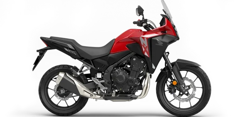 Honda NX 500 estreia com novo design, tecnologia de ponta e espírito aventureiro